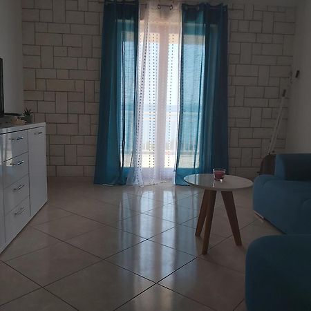 Beautiful Apartment 80 M From The Sea Marusici (Split-Dalmatia) Quarto foto