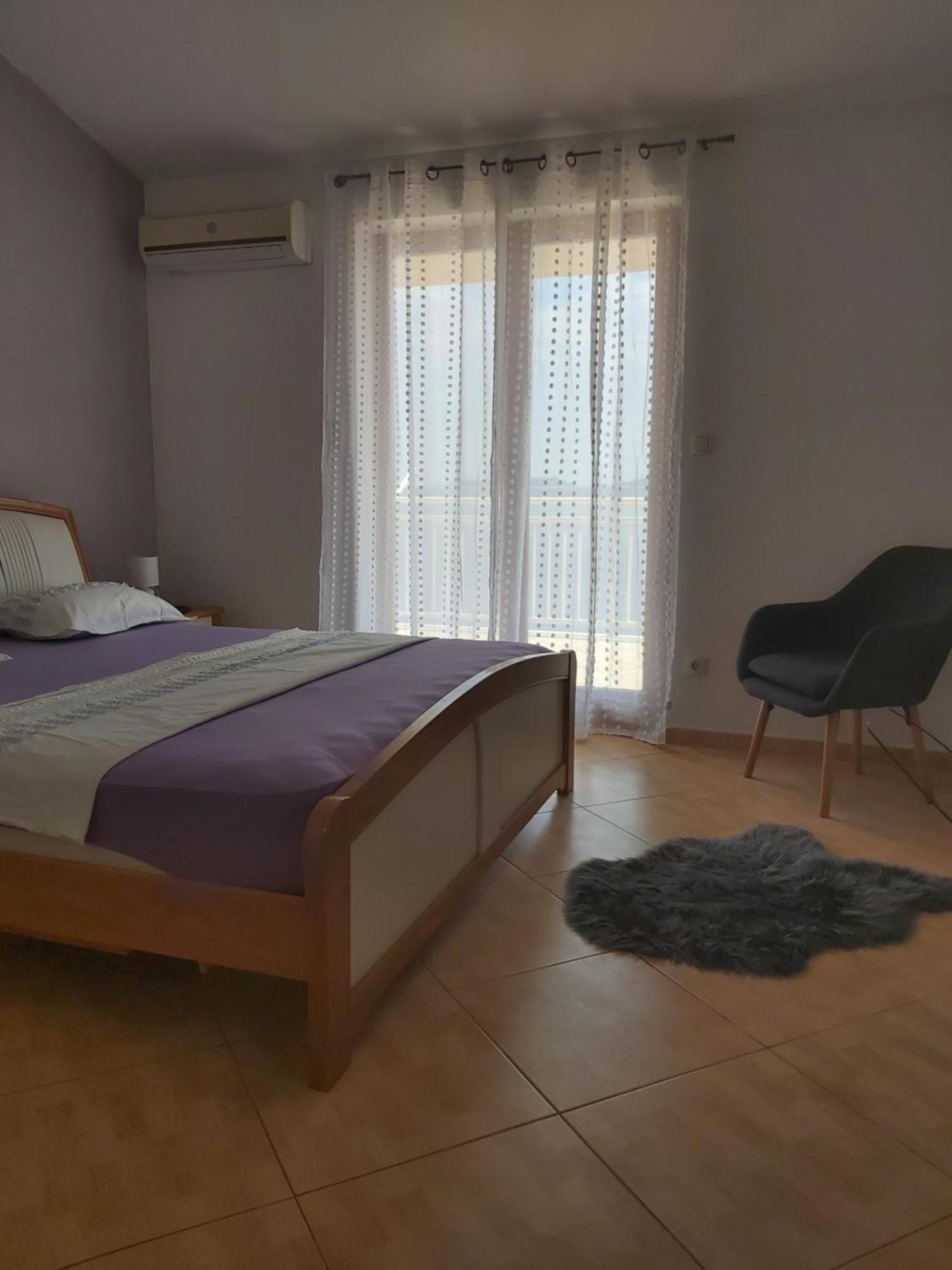 Beautiful Apartment 80 M From The Sea Marusici (Split-Dalmatia) Quarto foto